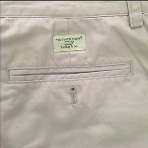 Vineyard vines club shorts/ waist size 32